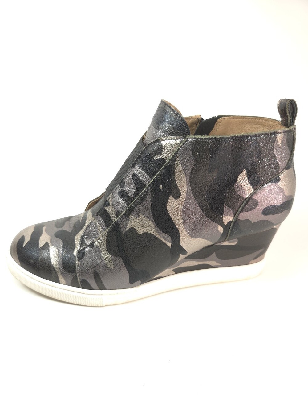 Linea Paolo Felicia Camo Metallic Leather Hidden Wedge Zip Sneaker Bootie Sz 8